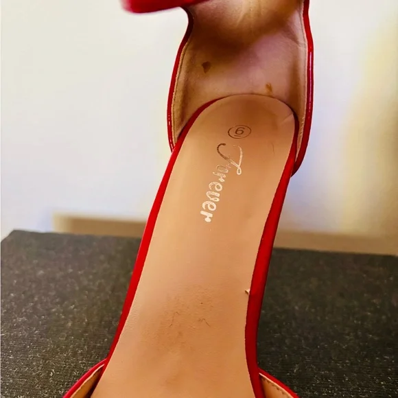 Elegant Women’s Sz 6 Red Patent Leather Heels - Picture 11 of 14